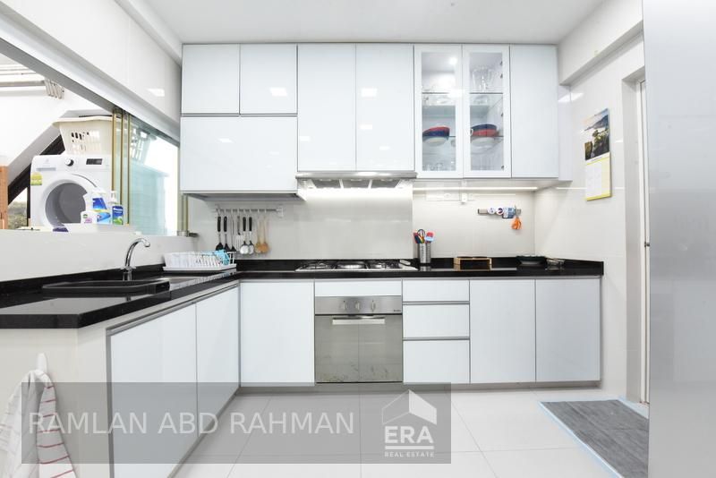 3+1 Bedrooms @ 73 Meyer Road, Hawai Tower