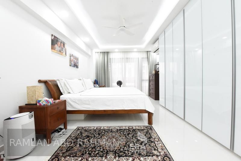 3+1 Bedrooms @ 73 Meyer Road, Hawai Tower