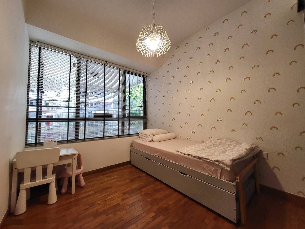 8 @ Woodleigh Condominium For Rent, $6,600, 3 Bed 3 Bath 1,335 sqft $4.94 psf