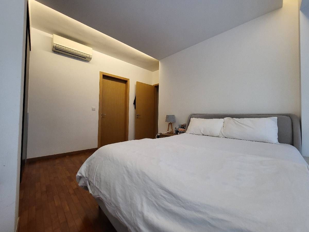 8 @ Woodleigh Condominium For Rent, $6,600, 3 Bed 3 Bath 1,335 sqft $4.94 psf