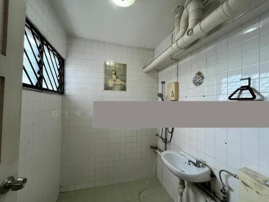 118 Clementi Street 13 HDB Apartment For Rent, $4,200, 3 Bed 2 Bath 1,130 sqft $3.72 psf