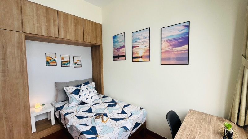 D'Manor Condominium Room Rental, $1,700, 1 Bed 1 Bath 450 sqft $3.78 psf Condominium | D16 Chai Chee | Prop-GPT the AI-Powered Property Guru