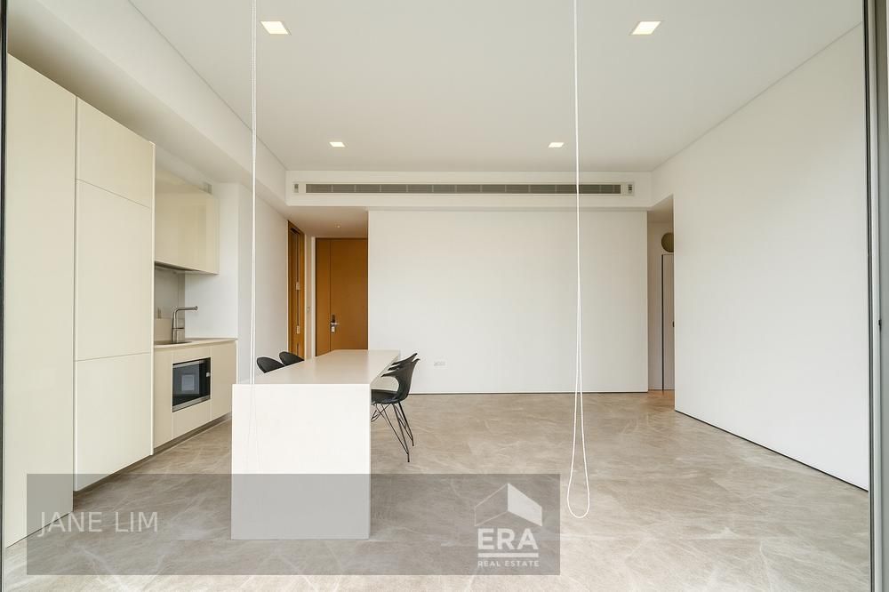 Minutes to Orchard Road, Mrt, Amenities. Overlooking Pool! Condominium | D09 Cairnhill | Prop-GPT the AI-Powered Property Guru