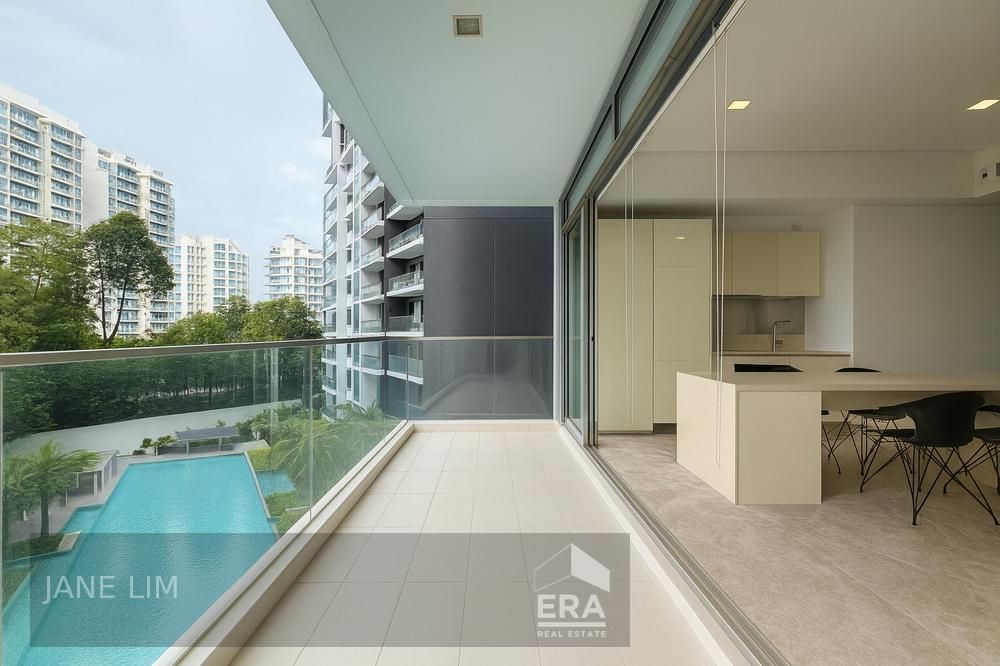 Minutes to Orchard Road, Mrt, Amenities. Overlooking Pool!