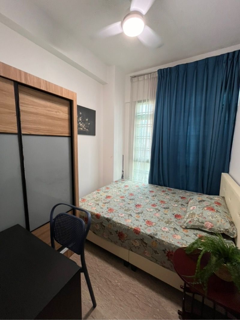 Tiara Apartment Room Rental, $1,400, 1 Bed 1 Bath 100 sqft $14.00 psf