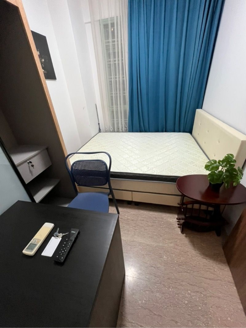 Tiara Apartment Room Rental, $1,400, 1 Bed 1 Bath 100 sqft $14.00 psf