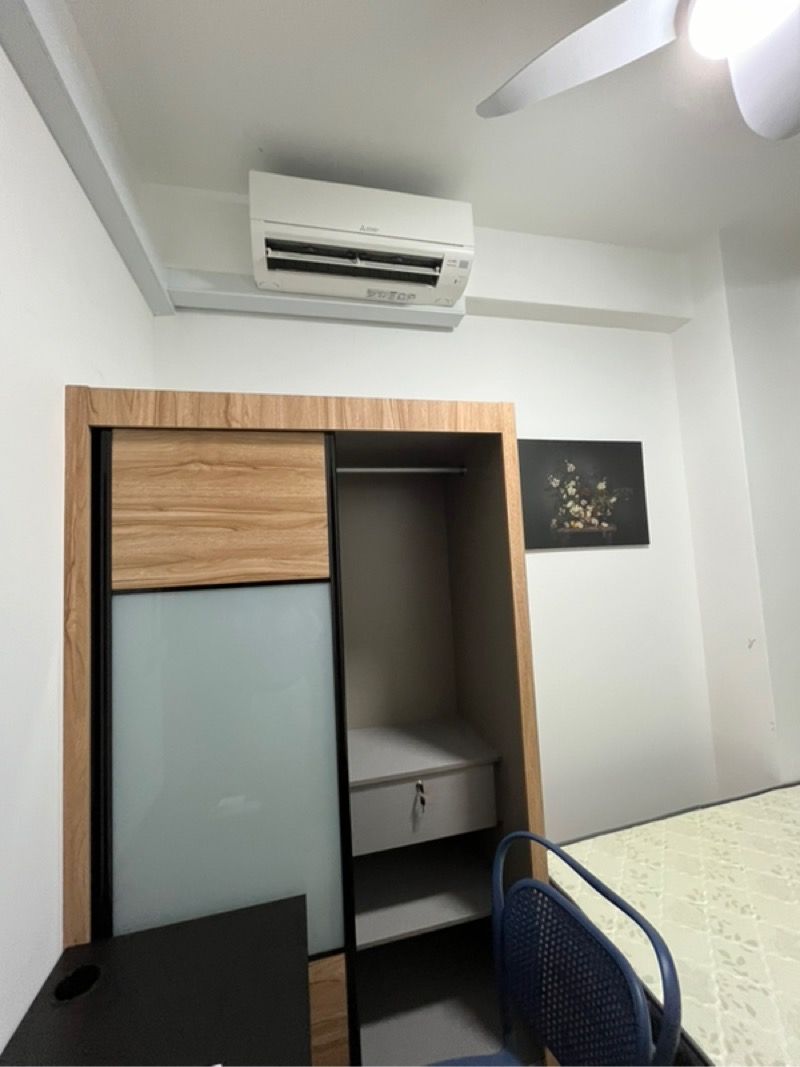 Tiara Apartment Room Rental, $1,400, 1 Bed 1 Bath 100 sqft $14.00 psf