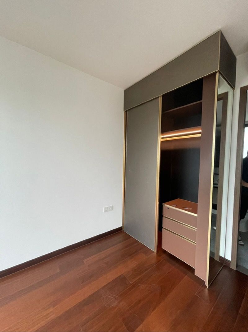 Normanton Park Condominium For Rent, $7,800, 4 Bed 4 Bath 1,313 sqft $5.94 psf