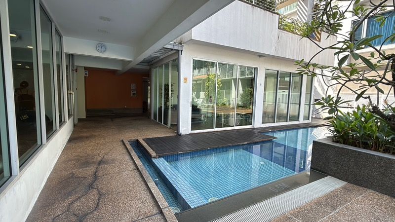 The Spectrum Condominium Room Rental, $1,500, 1 Bed 1 Bath 100 sqft $15.00 psf