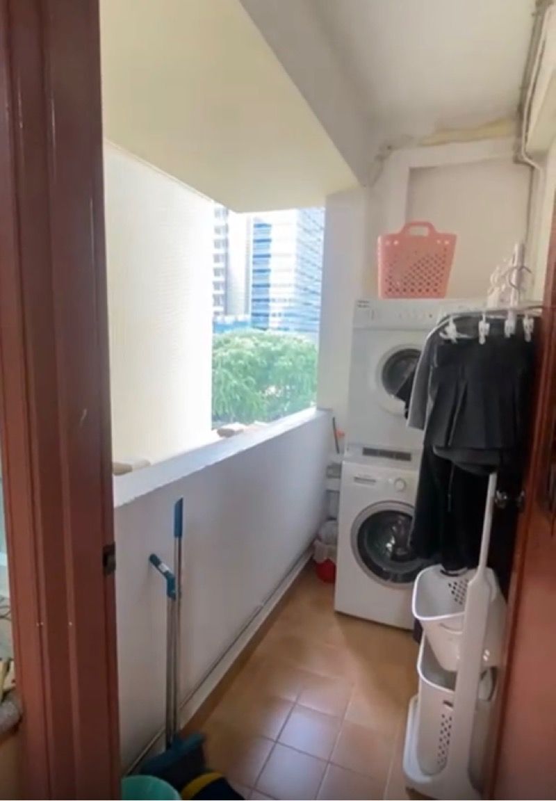 Emerald Garden Condominium Room Rental, $1,349, 1 Bed 1 Bath 120 sqft $11.24 psf