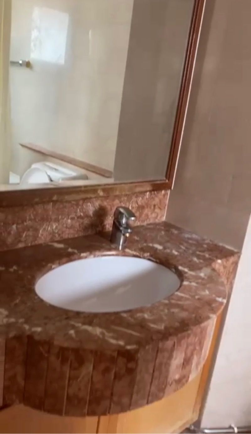 Emerald Garden Condominium Room Rental, $1,349, 1 Bed 1 Bath 120 sqft $11.24 psf