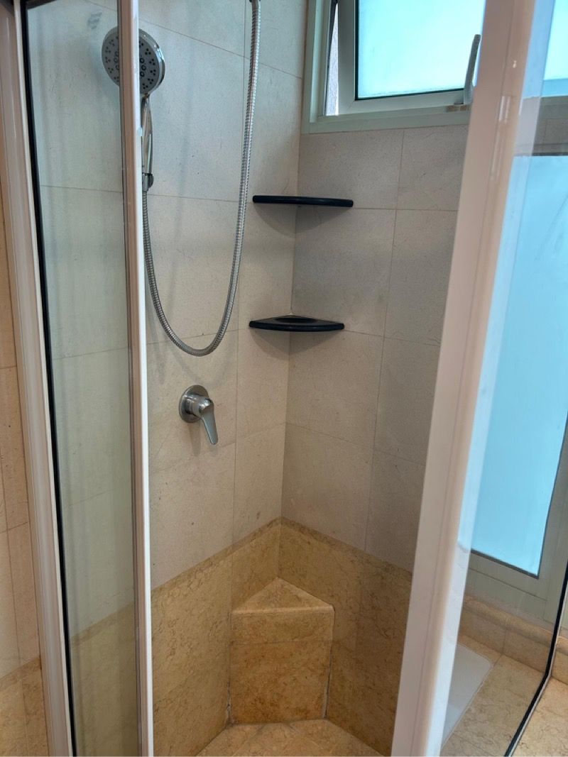 Queens Condominium Room Rental, $2,499, 1 Bed 1 Bath 250 sqft $10.00 psf