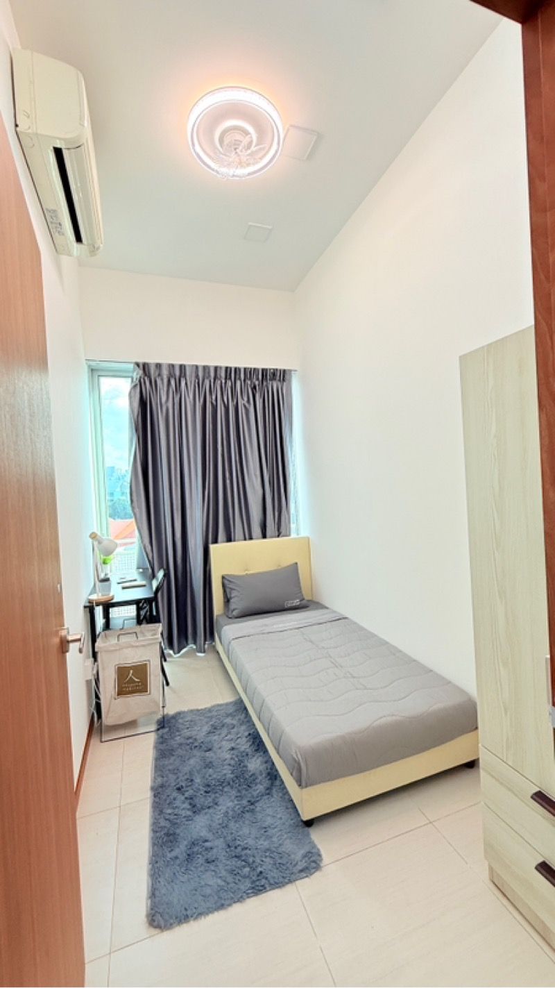 The Spectrum Condominium Room Rental, $1,350, 1 Bed 1 Bath 100 sqft $13.50 psf Condominium | D05 Pasir Panjang | Prop-GPT the AI-Powered Property Guru