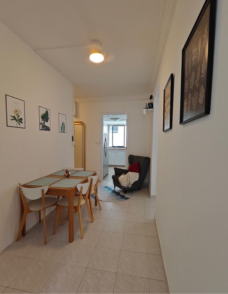 Central Green Condominium Room Rental, $1,150, 1 Bed 1 Bath 100 sqft $11.50 psf