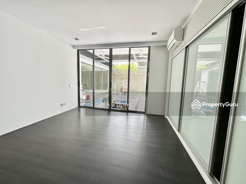 Detached for Rent, Modern Villa with 6 bedrooms, infinity pool, jacuzzis and private berth, SGD 33,000 | 99-year Leasehold
