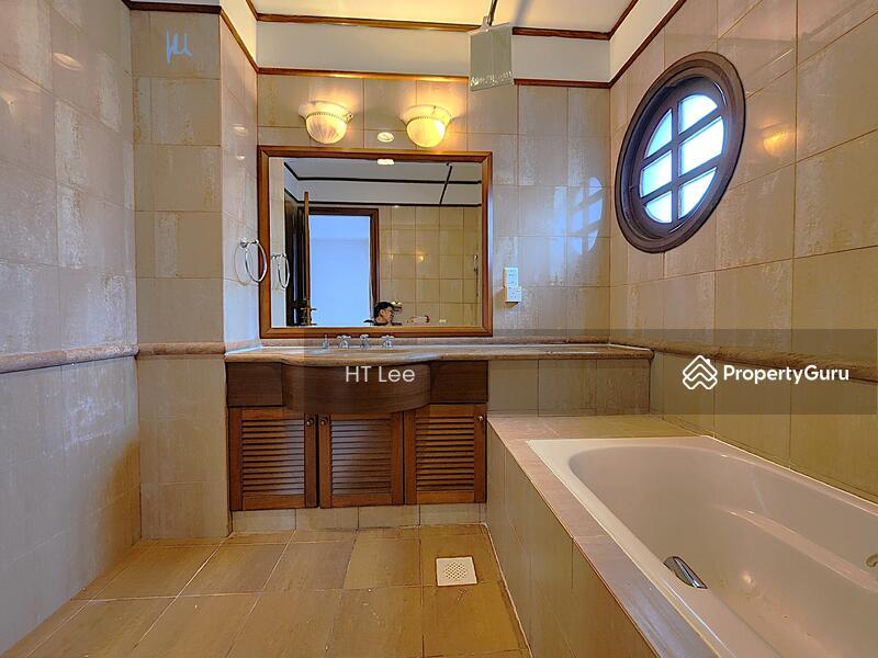 Bungalow - Good Class for Rent, 7 Really Big Rooms! 7 Really Big Ensuite Bathrooms! 1 Really Big Happy Family!, SGD 49,800 | Freehold
