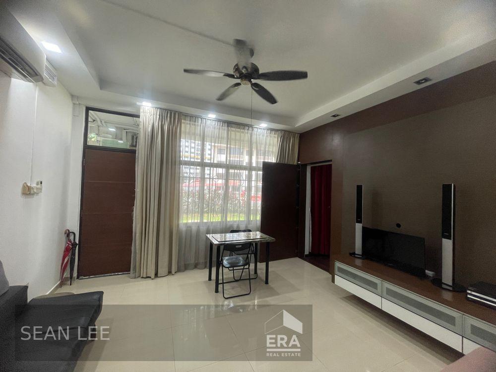 Prop-GPT: HDB - 2 room:   Tiong Bahru Road 18 Tiong Bahru Road For Rent
