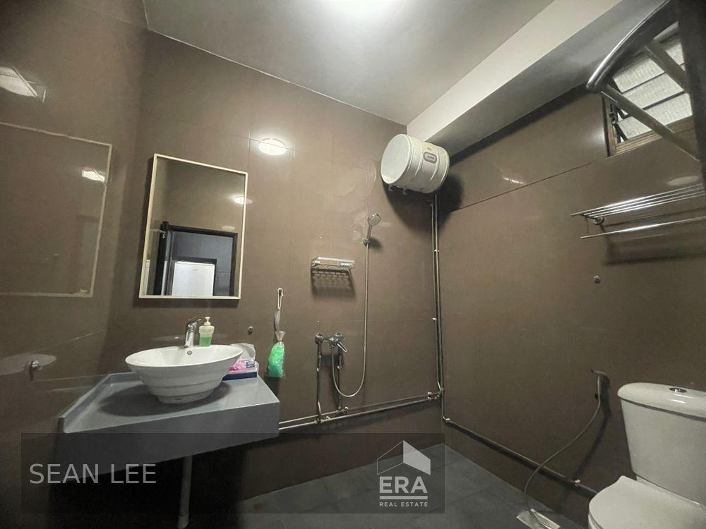 HDB - 2 room for Rent, Tiong Bahru Road 18 Tiong Bahru Road, SGD 3,750 | Leasehold