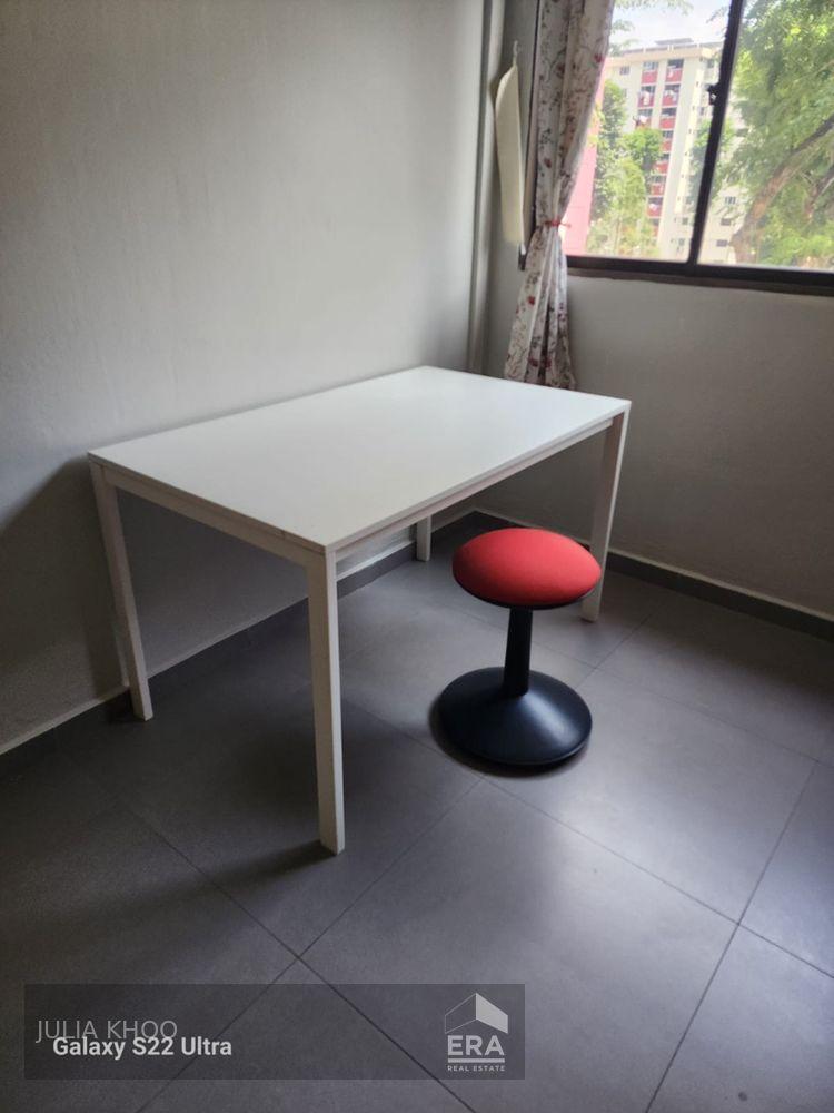 Prop-GPT: HDB:   Ang Mo Kio Avenue 5 606 Ang Mo Kio Avenue 5 For Rent