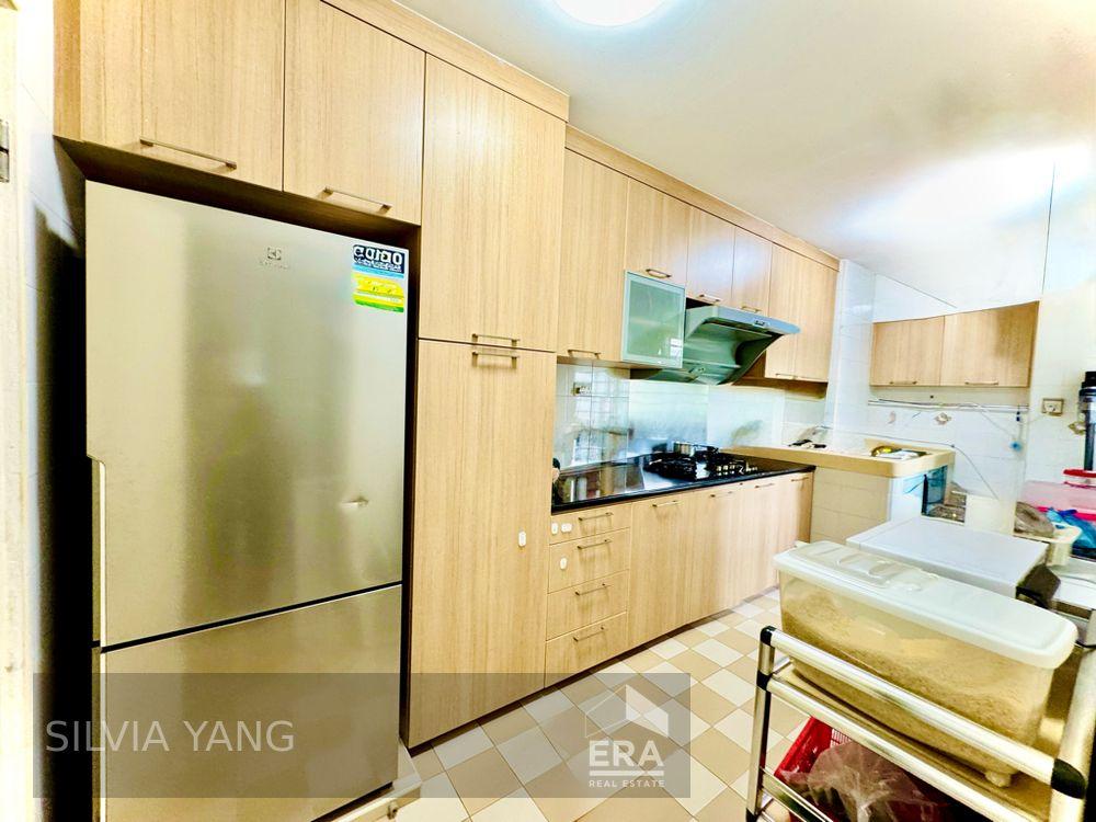 HDB for Rent, Bukit Batok West Avenue 5 388 Bukit Batok West Avenue 5, SGD 3,800 | Leasehold