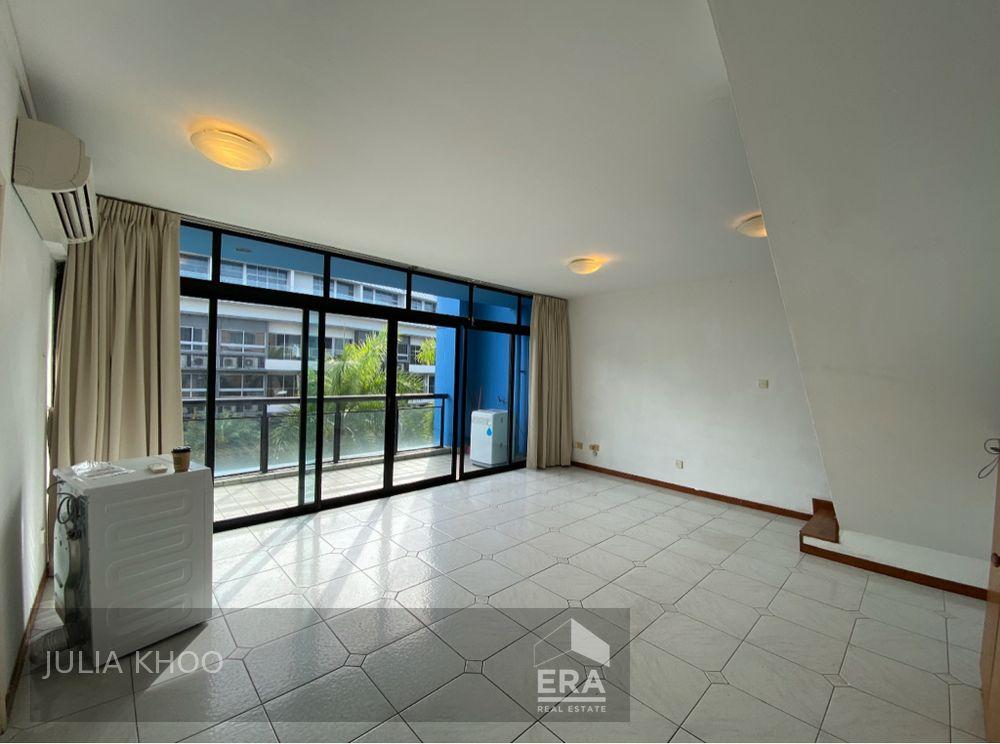 Prop-GPT: Condominium:   Siglap Road Siglap Centre For Rent