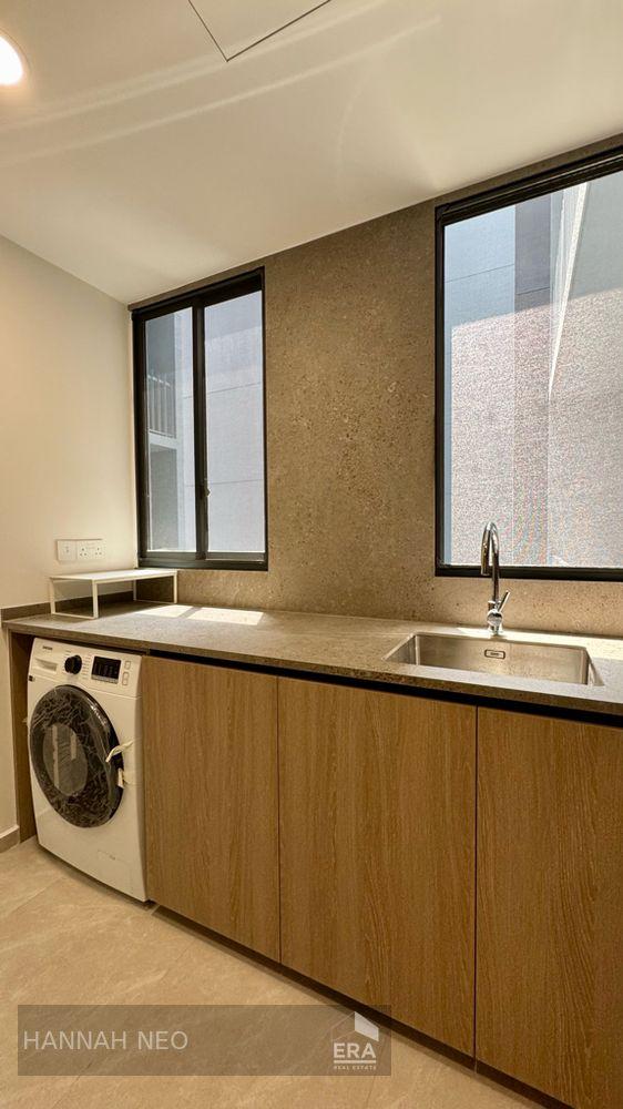 Condominium for Rent, Brookvale Drive Ki Residences At Brookvale, SGD 5,000 | Leasehold 999