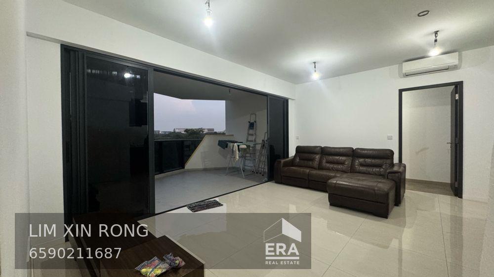 Prop-GPT: Condominium:   Hougang Avenue 7 Riverfront Residences For Rent