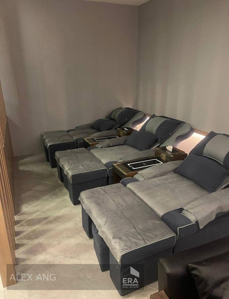 Prop-GPT: Retail:   Alexandra Road Fragrance Empire Building For Rent