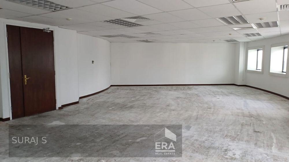 Prop-GPT: Office:   Goldhill Plaza Goldhill Plaza For Rent