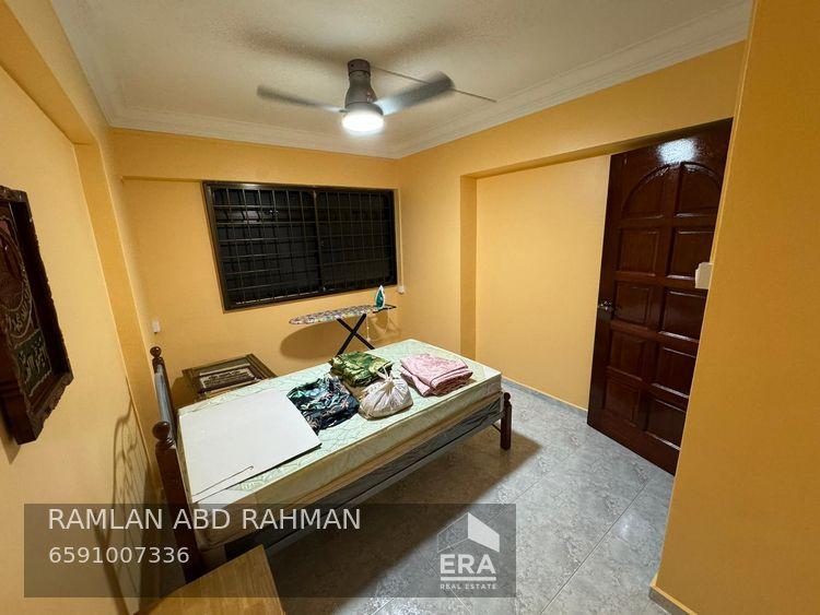 Prop-GPT: HDB - 3 room:   Compassvale Walk 231 Compassvale Walk For Rent