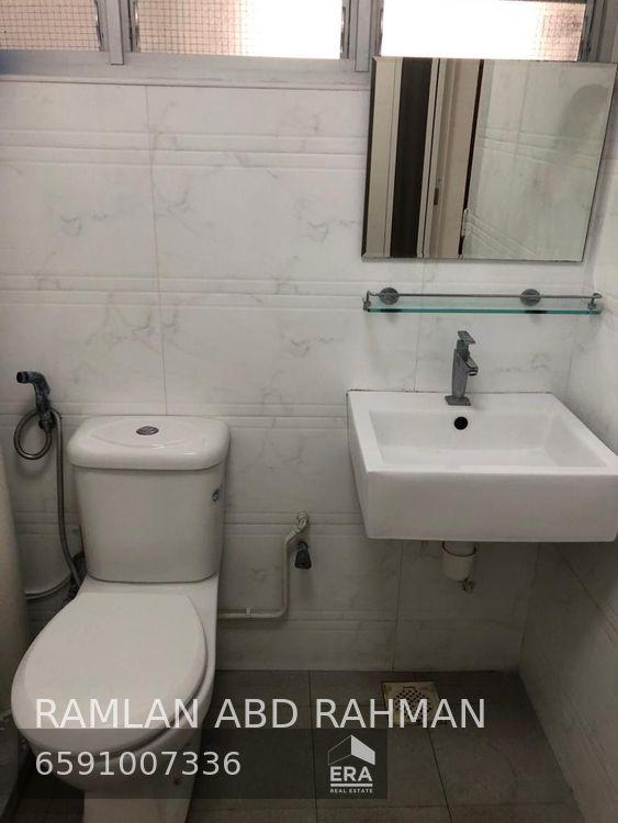 Condominium for Rent: 