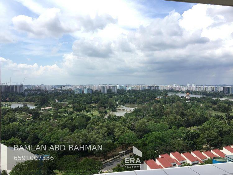 Condominium for Rent: 