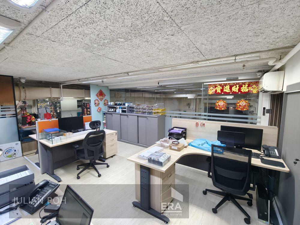 Prop-GPT: Factory:   Kaki Bukit Road 1 Enterprise One For Rent