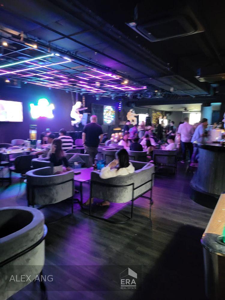 Prop-GPT: F&B Space:   Raffles Boulevard Millenia Walk For Rent