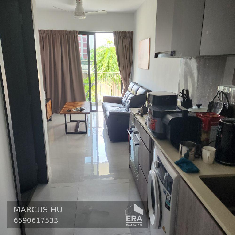 Prop-GPT: Condominium:   Hougang Avenue 7 Riverfront Residences For Rent