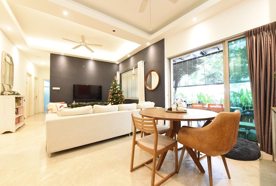 Condominium for Rent, Costa Rhu Condominium For Rent, $8,900, 3 Bed 3 Bath 1,900 sqft $4.68 psf, SGD 8,900 | 99-year Leasehold