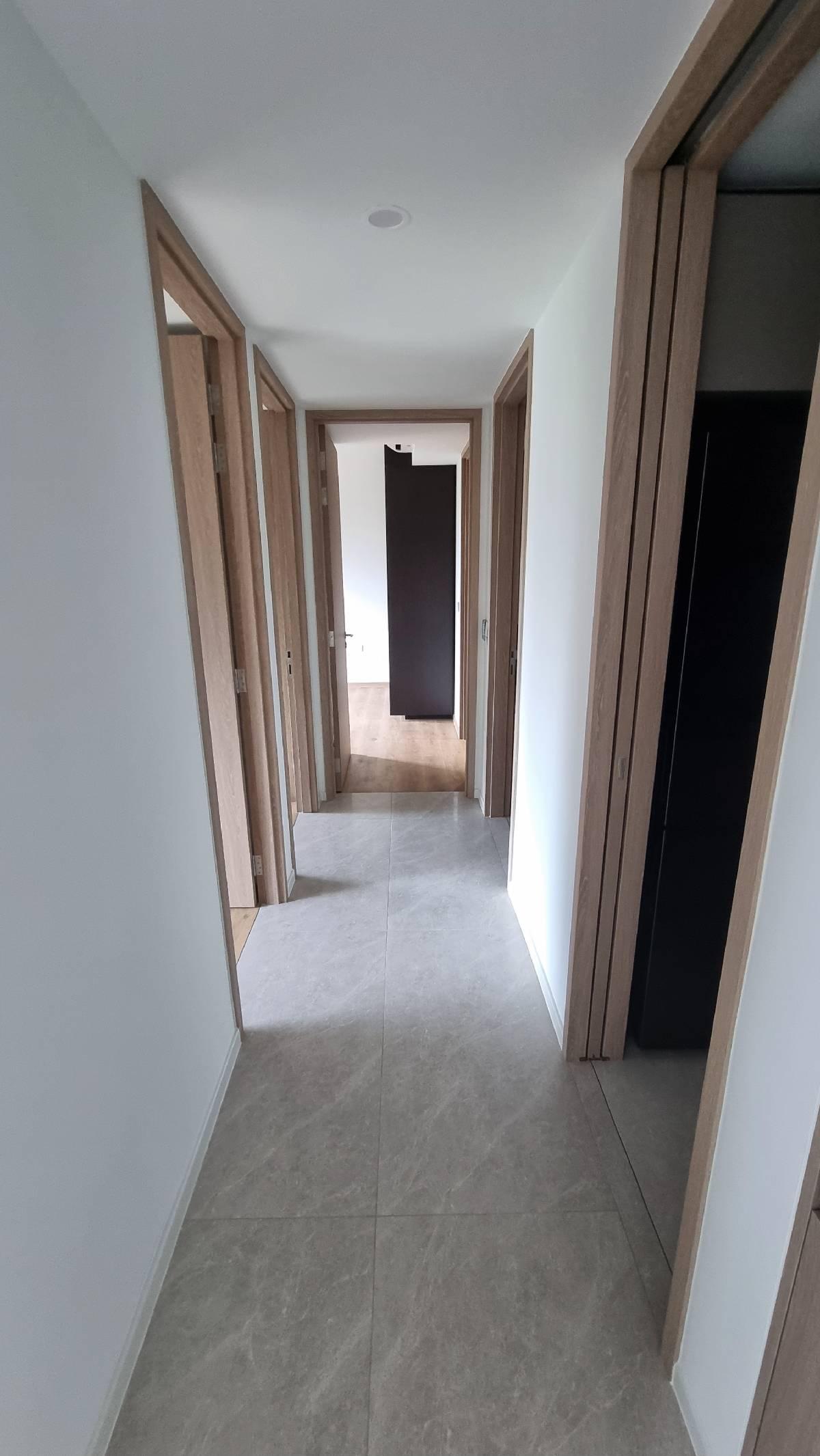 Condominium for Rent, KI Residences At Brookvale Condominium For Rent, $4,700, 3 Bed 2 Bath 861 sqft $5.46 psf, SGD 4,700 | 999-year Leasehold