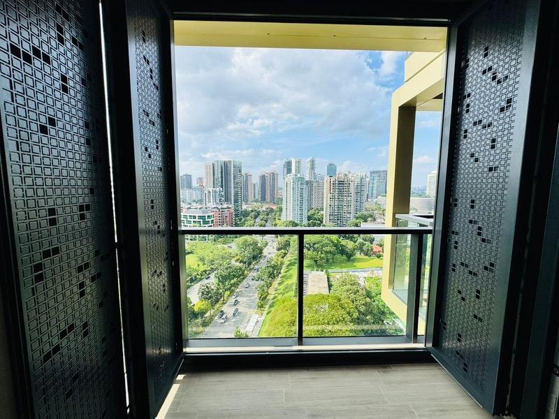 Condominium for Rent, Irwell Hill Residences Condominium For Rent, $5,000, 2 Bed 1 Bath 614 sqft $8.14 psf, SGD 5,000 | 99-year Leasehold