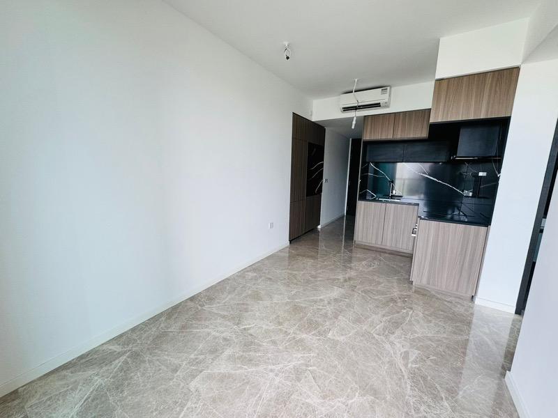 Condominium for Rent, Irwell Hill Residences Condominium For Rent, $5,000, 2 Bed 1 Bath 614 sqft $8.14 psf, SGD 5,000 | 99-year Leasehold
