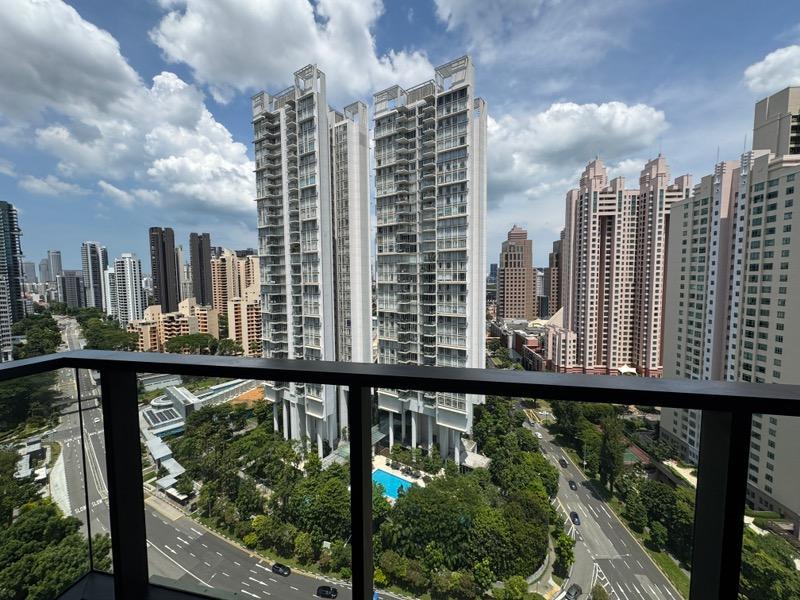 Condominium for Rent, Irwell Hill Residences Condominium For Rent, $4,800, 2 Bed 1 Bath 614 sqft $7.82 psf, SGD 4,800 | 99-year Leasehold