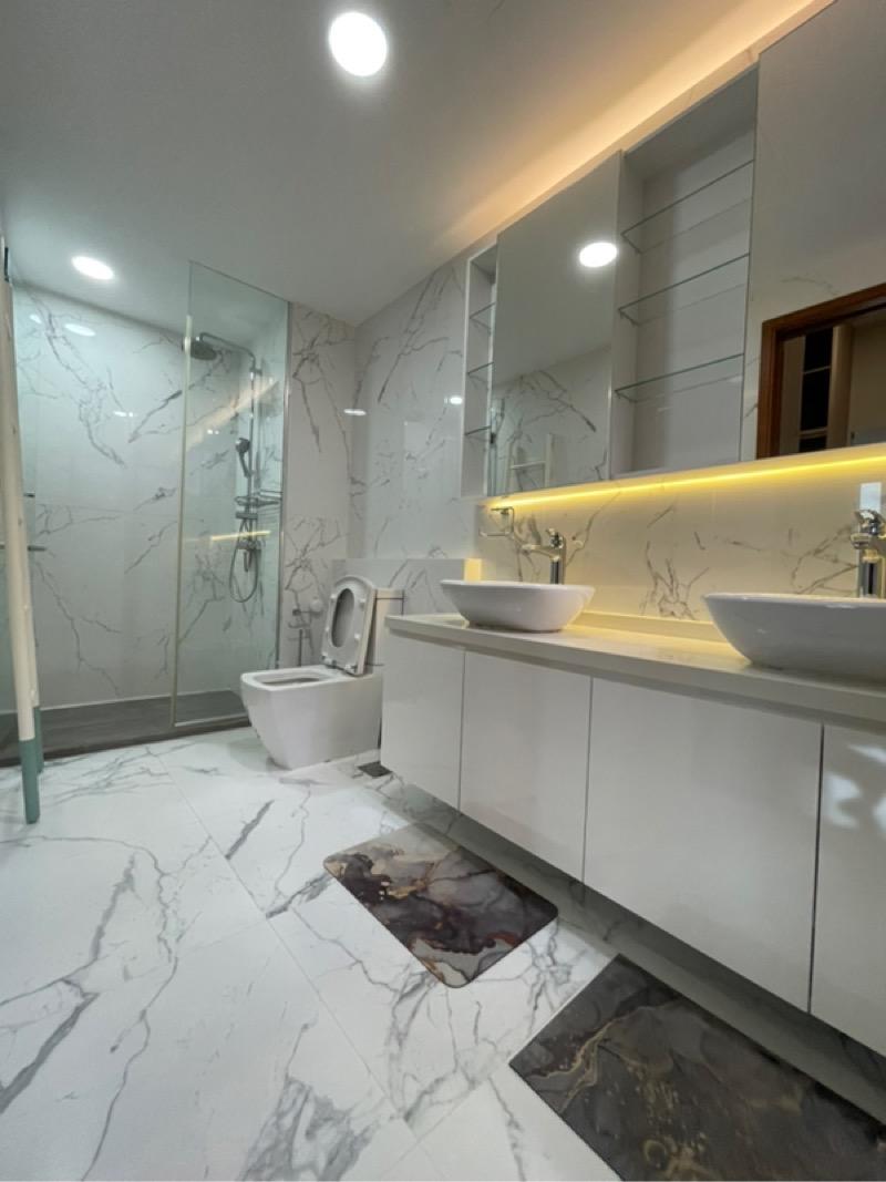 Prop-GPT: Condominium: D21 Upper Bukit Timah Bukit Regency