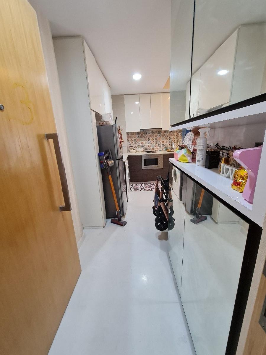 Apartment for Rent, SkySuites 17 Apartment For Rent, $3,800, 2 Bed 1 Bath 678 sqft $5.60 psf, SGD 3,800 | Freehold