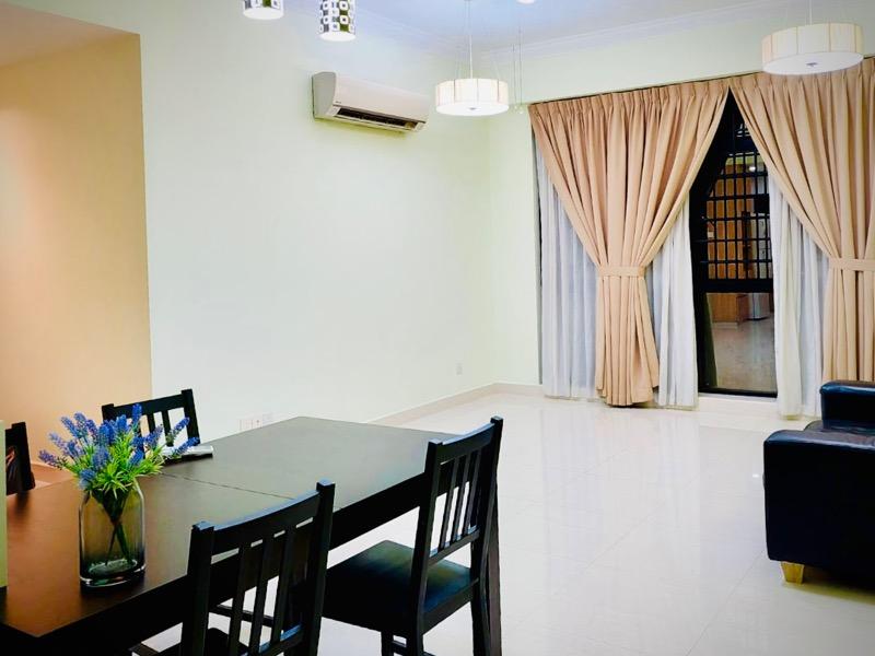 Condominium for Rent: D05, 138687