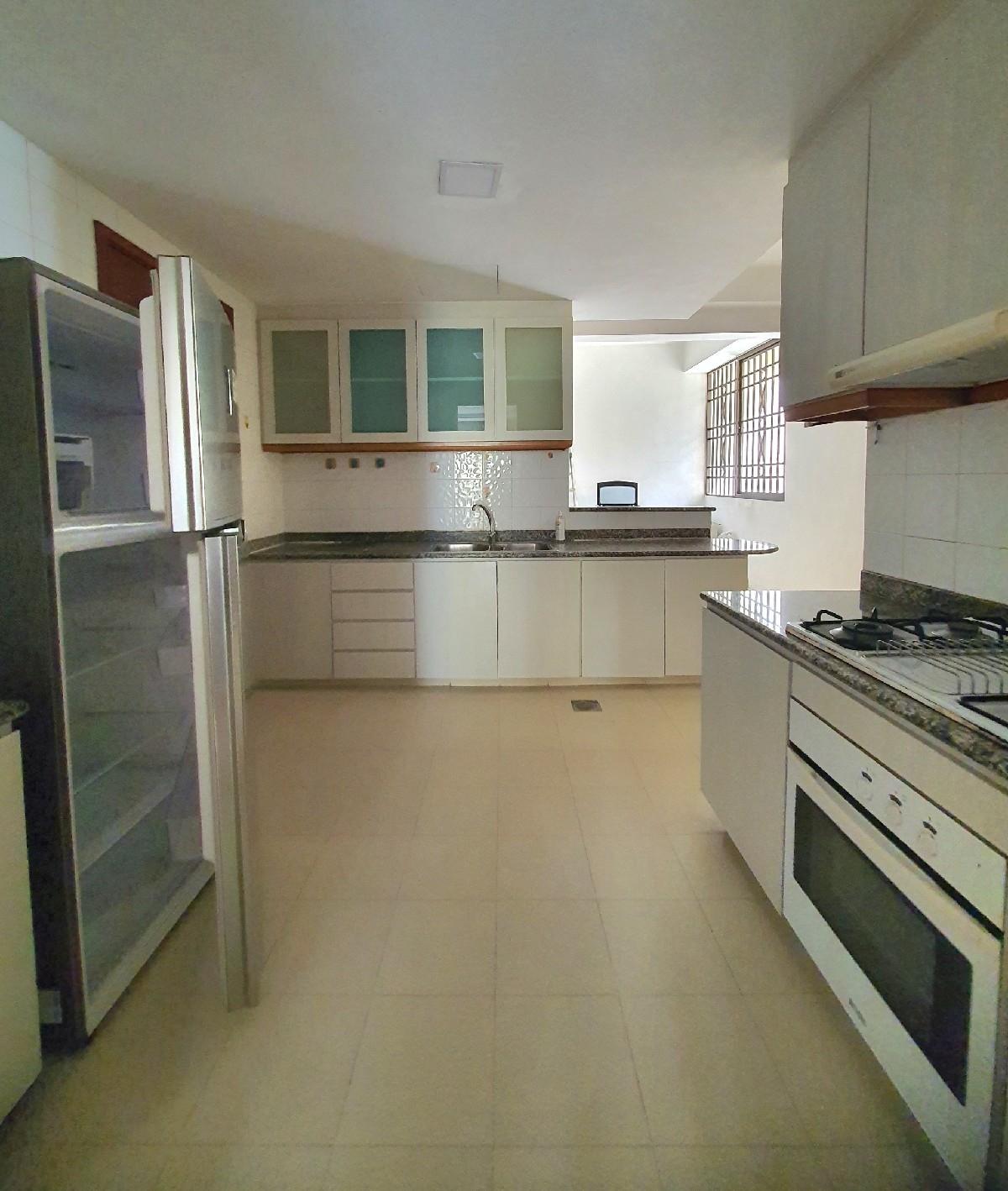 Condominium for Rent, Seletaris Condominium For Rent, $5,200, 4 Bed 4 Bath 1,604 sqft $3.24 psf, SGD 5,200 | Freehold