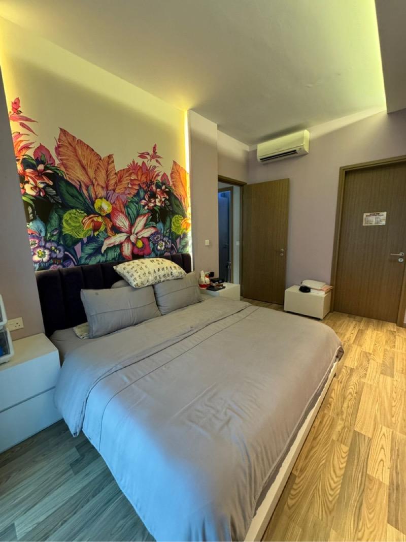 Condominium for Rent, Lakeville Condominium For Rent, $6,000, 3 Bed 3 Bath 1,163 sqft $5.16 psf, SGD 6,000 | 99-year Leasehold