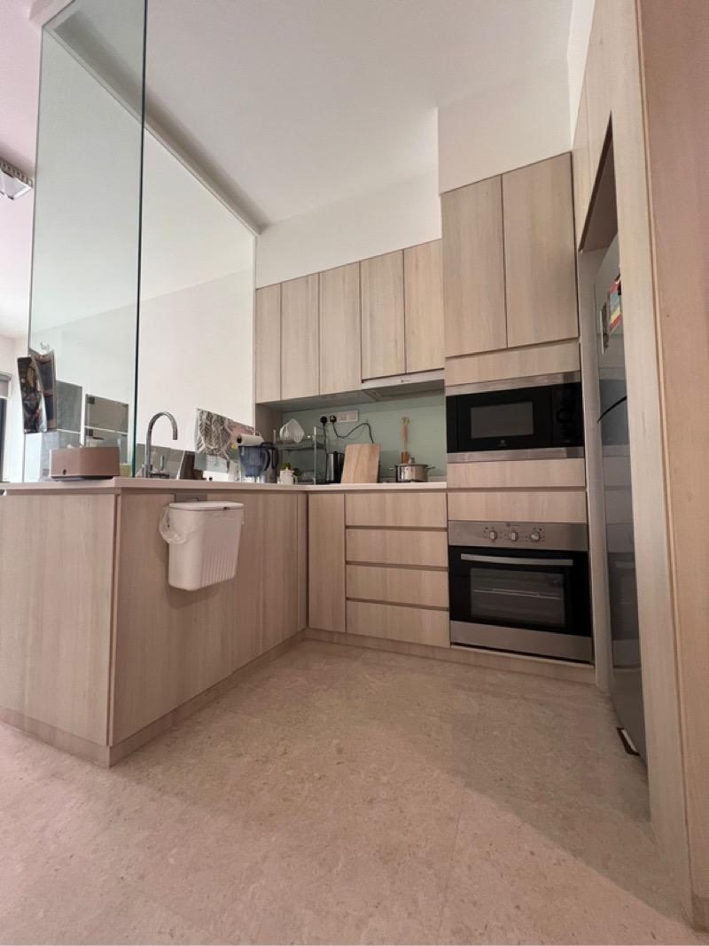 Prop-GPT: Condominium: D20  Thomson Three