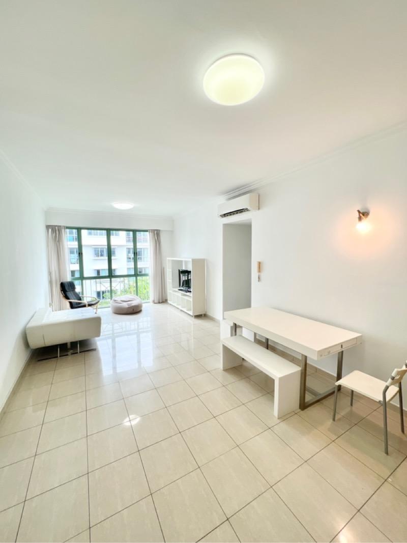 Apartment for Rent, The Sunny Spring Apartment For Rent, $4,500, 3 Bed 2 Bath 1,195 sqft $3.77 psf, SGD 4,500 | Freehold