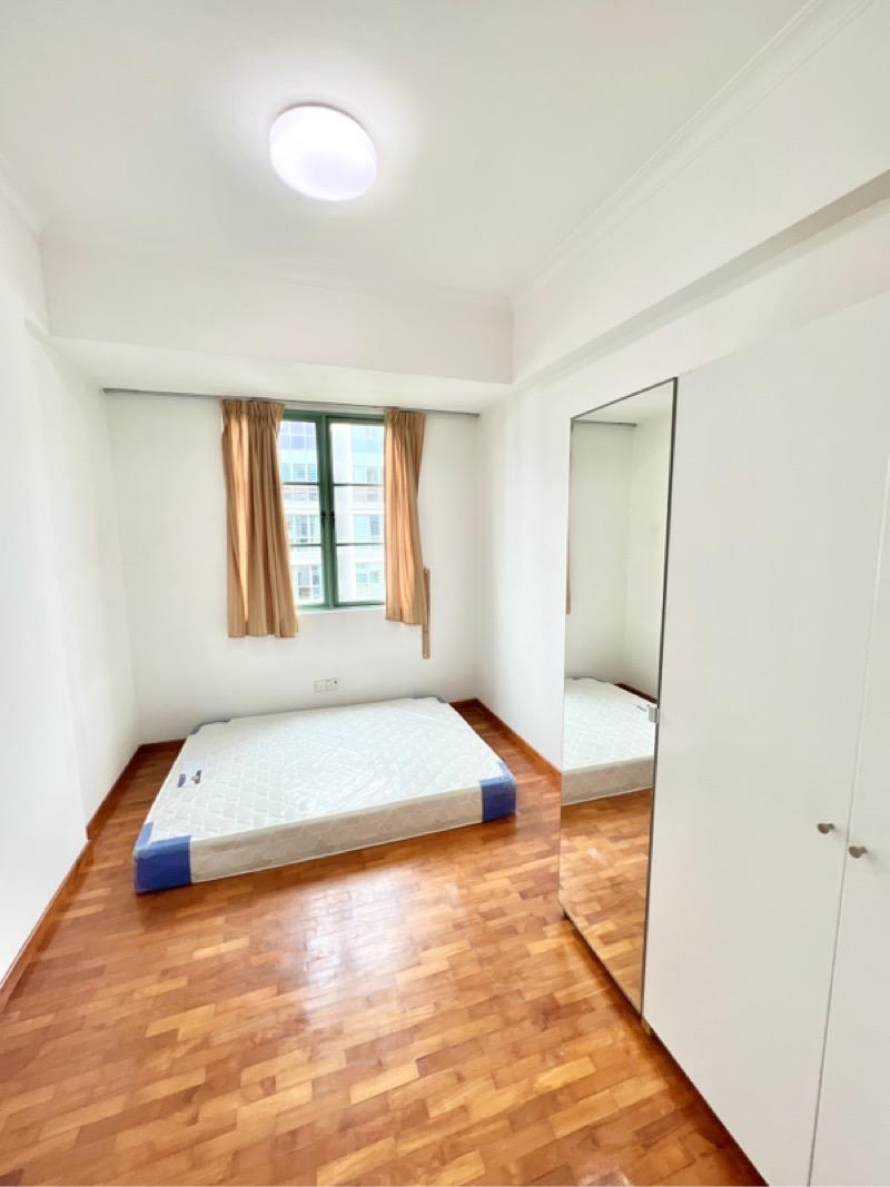 Apartment for Rent, The Sunny Spring Apartment For Rent, $4,500, 3 Bed 2 Bath 1,195 sqft $3.77 psf, SGD 4,500 | Freehold