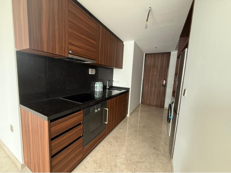 Condominium for Rent, Pullman Residences Condominium For Rent, $5,800, 2 Bed 2 Bath 667 sqft $8.70 psf, SGD 5,800 | Freehold