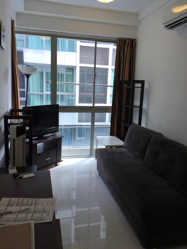 Prop-GPT: Apartment: D08  Tyrwhitt 139